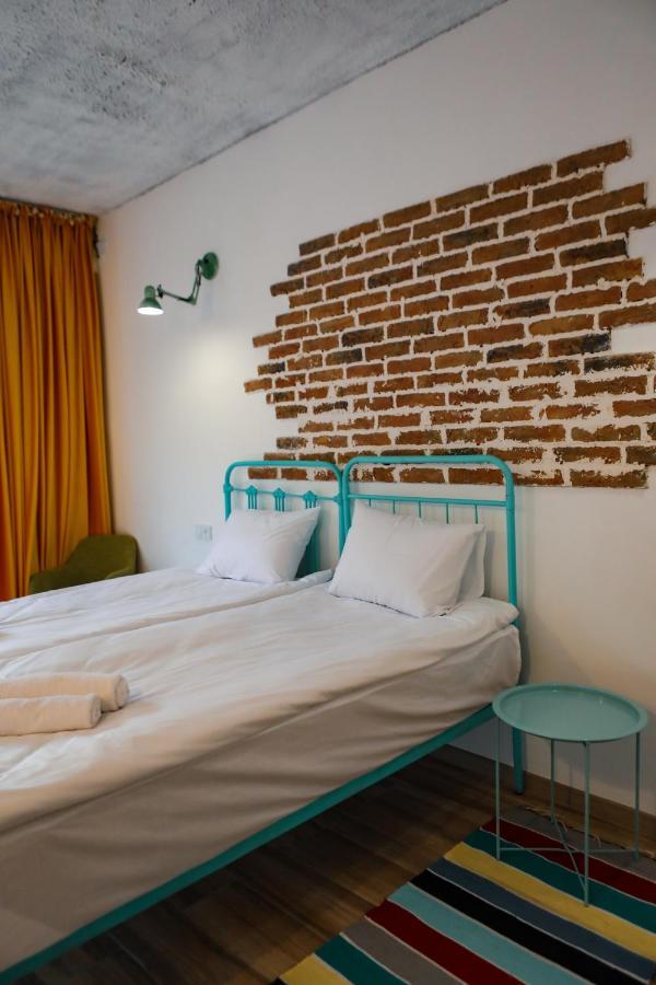 Hotel Arevi Gosh エクステリア 写真